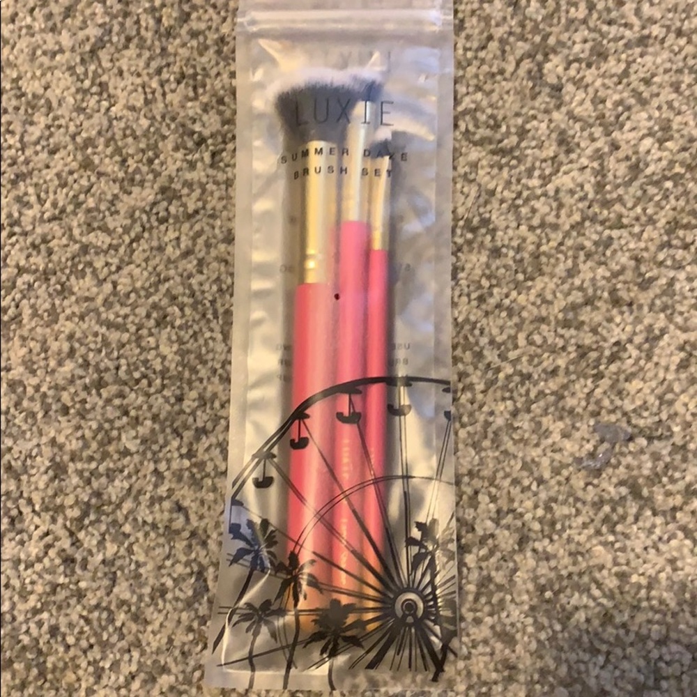 Luxie Summer Daze Brush Set